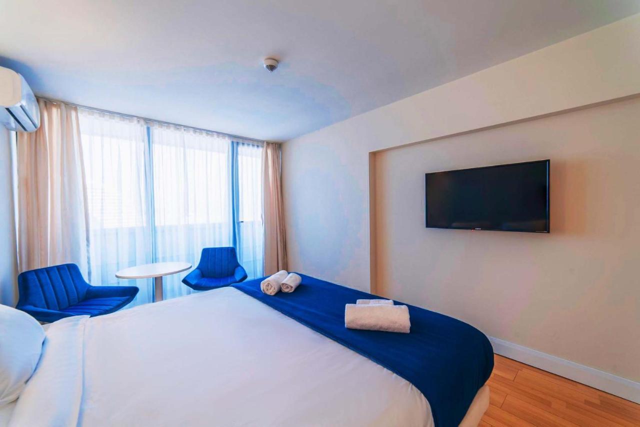 Elegance Sea View Aparthotel In Orbi City Батуми Экстерьер фото