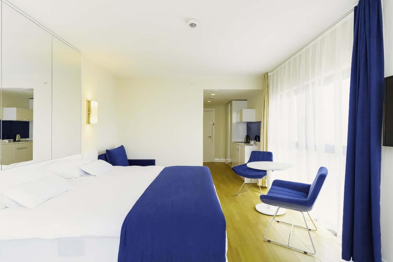 Elegance Sea View Aparthotel In Orbi City Батуми Экстерьер фото