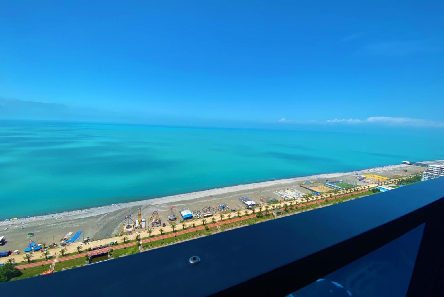 Elegance Sea View Aparthotel In Orbi City Батуми Экстерьер фото