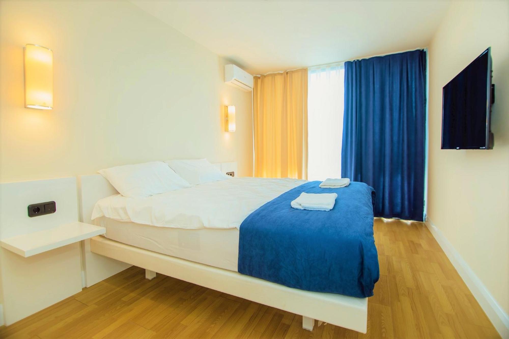 Elegance Sea View Aparthotel In Orbi City Батуми Экстерьер фото